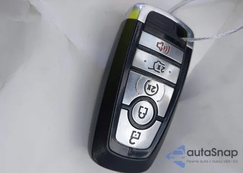 2021 Ford Escape Titanium Plug-In Hybrid из США, поврежденный, VIN 1FMCU0LZ9MUA53396